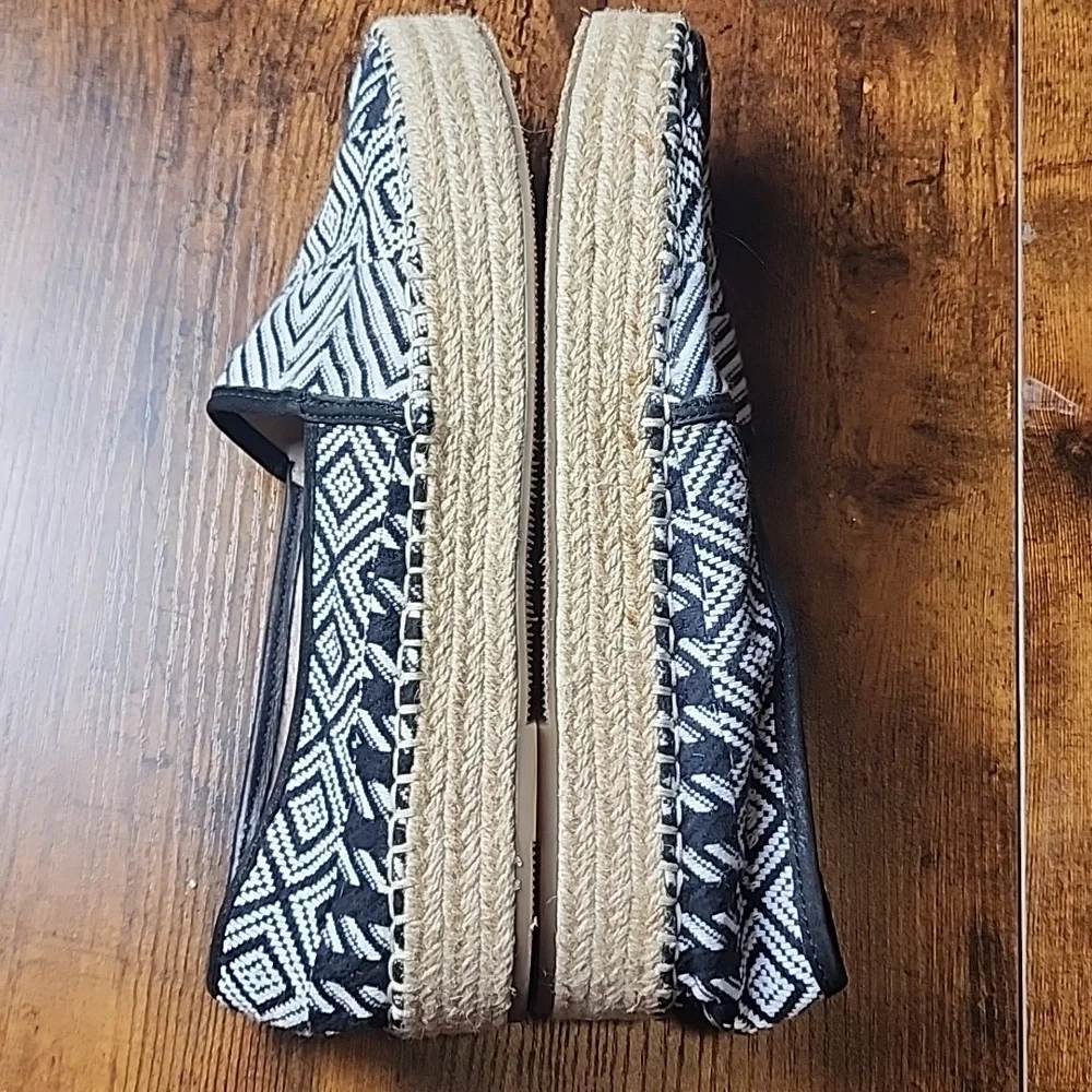 GIANNI BINI | Black White BruxieTwo Tribal Aztec Espadrille Platform Flats | 9.5